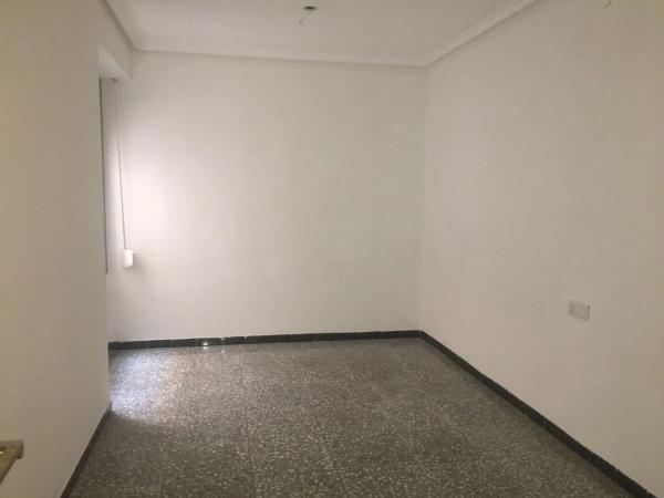 Продажа квартиры на Calle Doctor Ferran, Эльче / Эльх
 photo 4