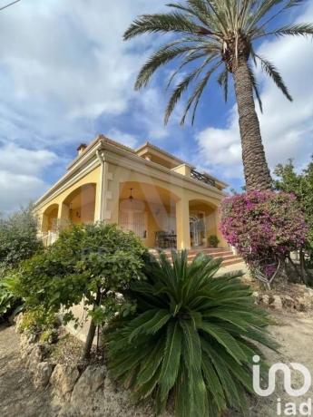 Chalet independiente en venta en Barrio Ciudad Jardín, Elche / Elx
photo 1