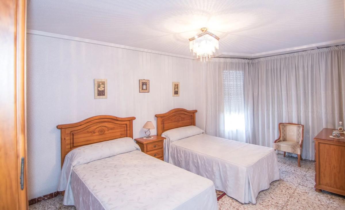 Venta de piso en Calle Ruperto Chapí, 53, Elche / Elx
photo 2