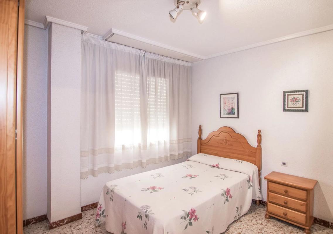 Venta de piso en Calle Ruperto Chapí, 53, Elche / Elx
photo 3