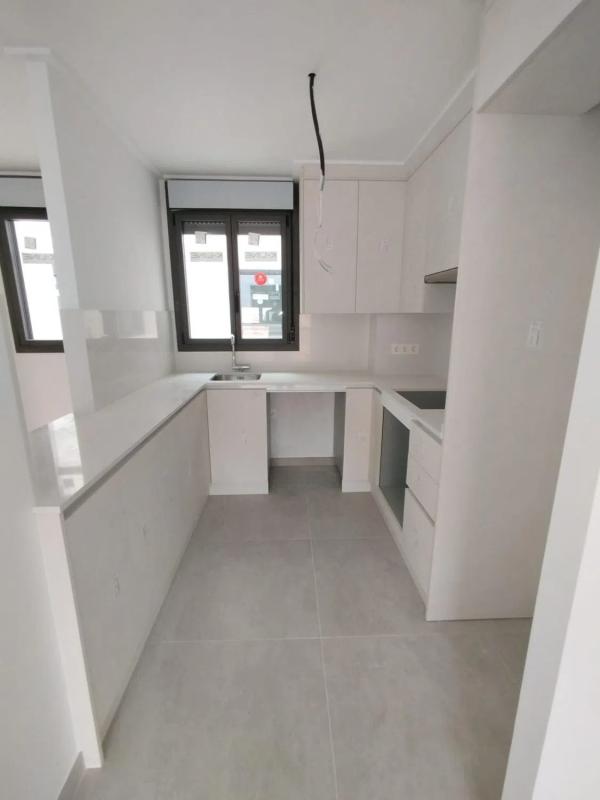 Venta de piso en Barrio San Crispín, Elche / Elx
photo 5