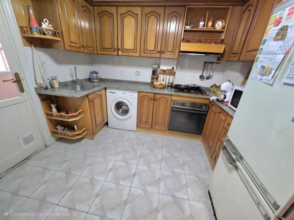 Venta de piso en Barrio Los Magros-Casablanca, Elche / Elx
photo 1