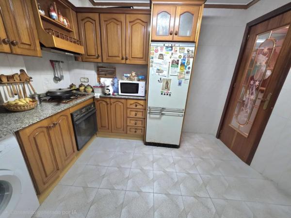 Venta de piso en Barrio Los Magros-Casablanca, Elche / Elx
thumbnail 1
