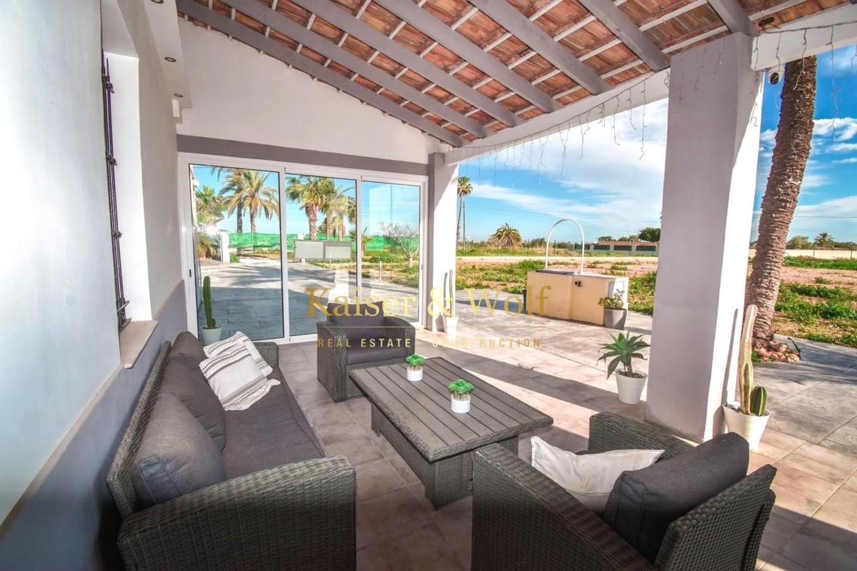 Properties for sale and rent in Spain photo 2