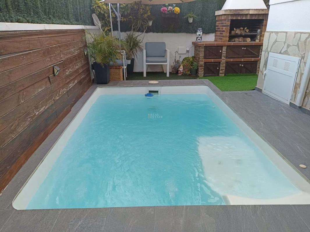 Venta de chalet independiente en Valverde, Elche / Elx
photo 1