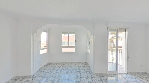 Продажа квартиры на Barrio Carrús Este, Эльче / Эльх
 photo 1
