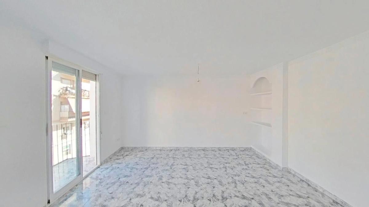 Продажа квартиры на Barrio Carrús Este, Эльче / Эльх
 photo 3