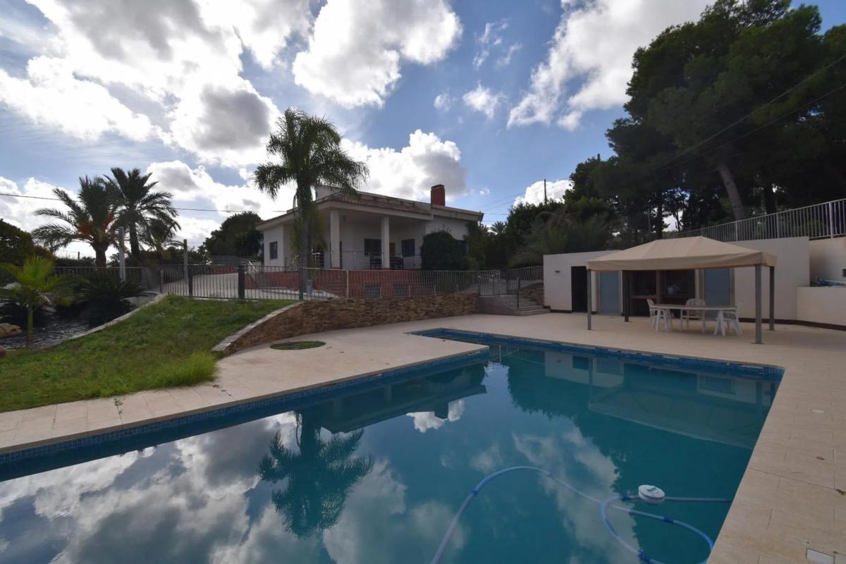 Venta de chalet independiente en Peña de Las Águilas, Elche / Elx
 photo 4