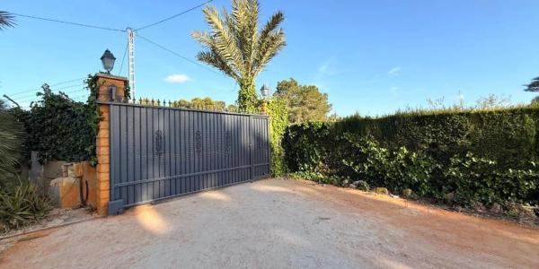Independent chalet for sale in LUGAR BAIA BAIXA, Elche / Elx
 photo 4