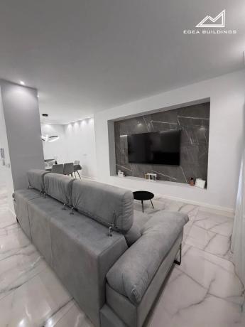 Venta de piso en Barrio San Crispín, Elche / Elx
photo 1