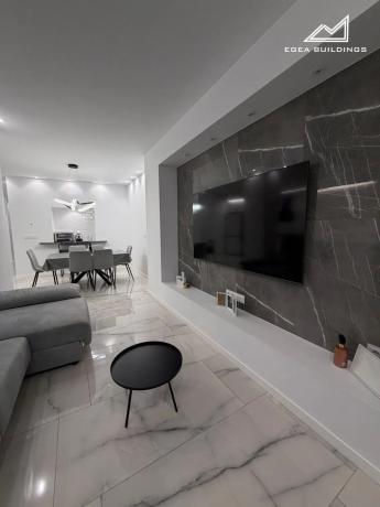 Venta de piso en Barrio San Crispín, Elche / Elx
thumbnail 2