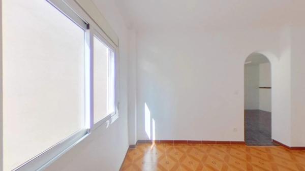 Sprzedaż mieszkania w Barrio Carrús Este, Elche / Elx
photo 1