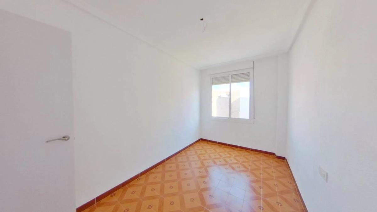 Продажа квартиры на Barrio Carrús Este, Эльче / Эльх
photo 3