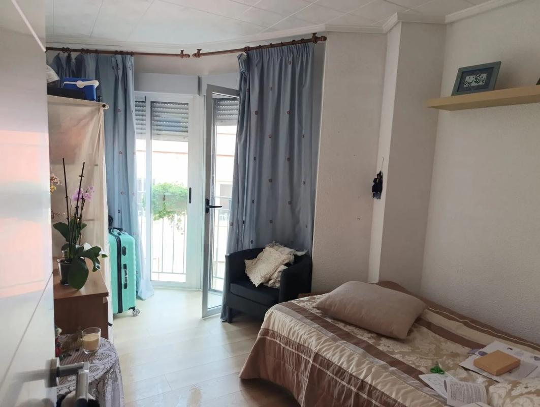 Venta de piso en Calle Antonio Sansano Franco, Elche / Elx
photo 1
