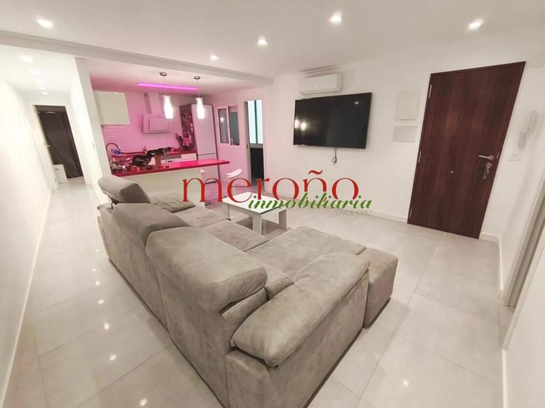 Sale of apartment in Barrio Portes Encarnades-Torreta-Portalada, Elche / Elx
photo 2