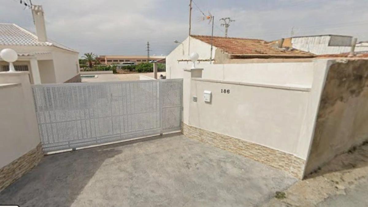 Sale of independent chalet in Partida Altabix, Elche / Elx
photo 1