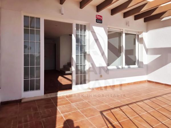 Частный шале на продаже в  Gran Vista-Olivo de Oro, Гран-Алакант photo 1