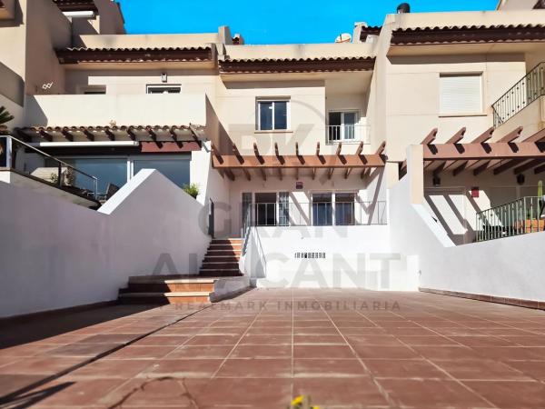 Частный шале на продаже в  Gran Vista-Olivo de Oro, Гран-Алакант photo 3
