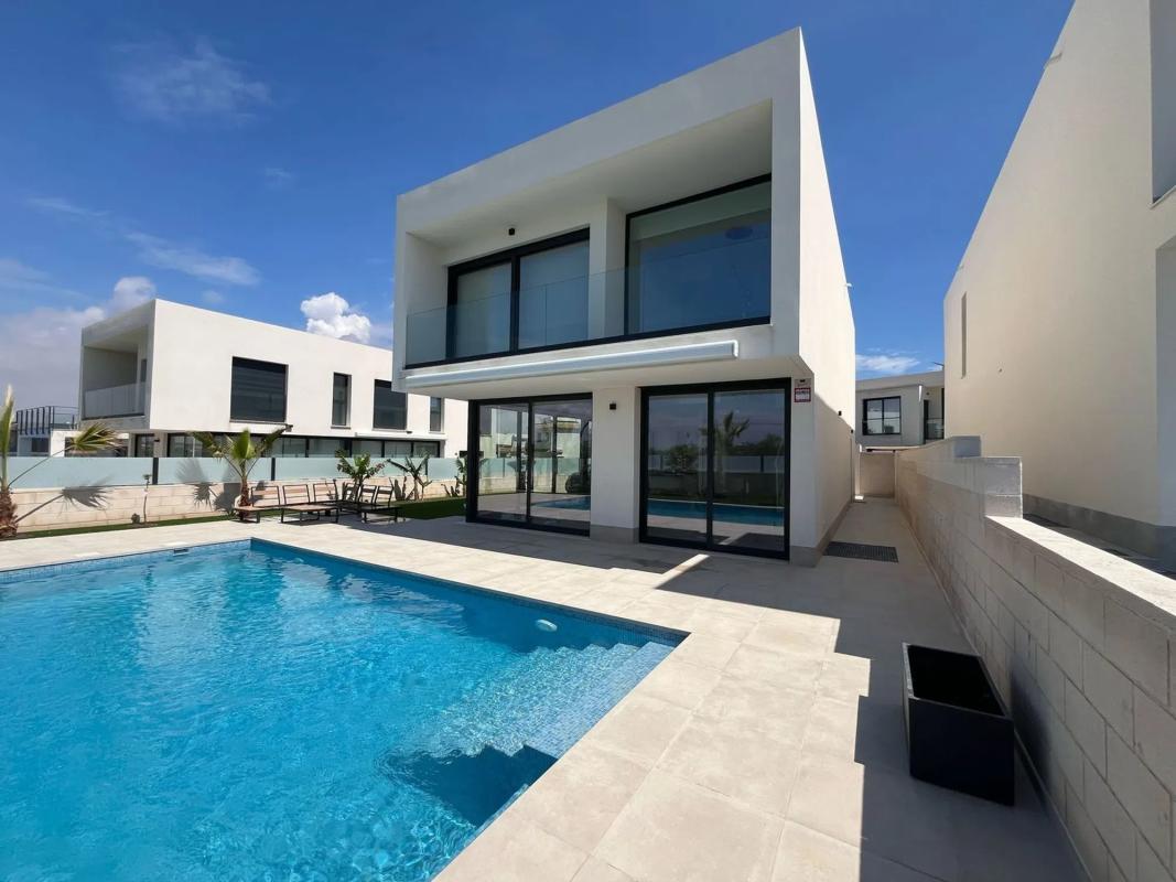 Продажа таунхауса в Calle Malta, 28 , Гран-Алакант photo 3