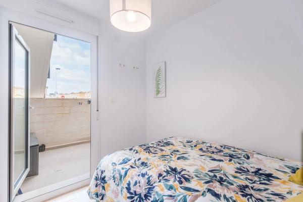 Четырехквартирный дом на продажу на  Calle de Xipre , Гран-Алакант photo 4