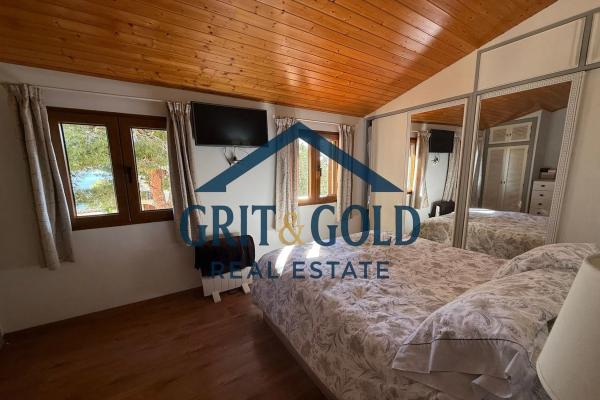 Chalet pareado photo 1