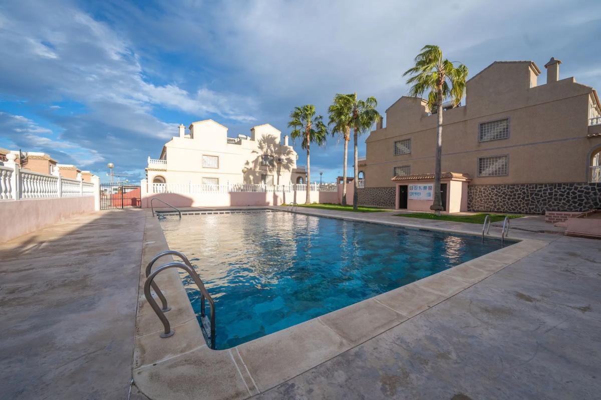 Venta de piso en Calle De Creta, Gran Alacant
photo 2