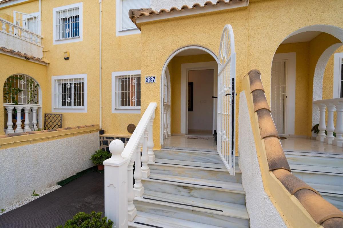 Продажа квартиры на Calle Orden del Corintio, Гран-Алакант
photo 1