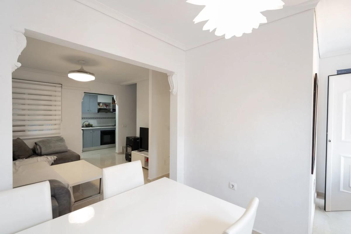Продажа квартиры на Calle Orden del Corintio, Гран-Алакант
photo 5