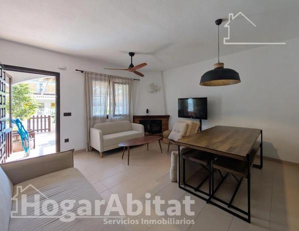Частный шале на продаже в Calle del Cadafal, Санта Пола photo 1