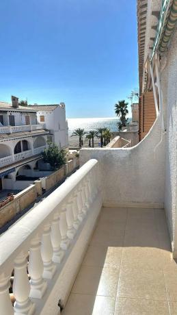 Частный шале на продаже в  Tamarit - Playa Lissa, Санта Пола photo 1