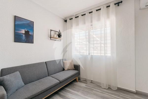 Четырехквартирный дом на продажу на  Tamarit - Playa Lissa , Санта Пола photo 3
