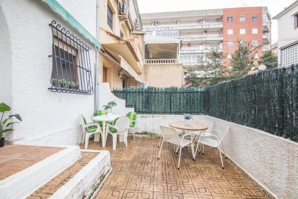 Четырехквартирный дом на продажу на  Calle Severiano Ballesteros , Санта Пола photo 4