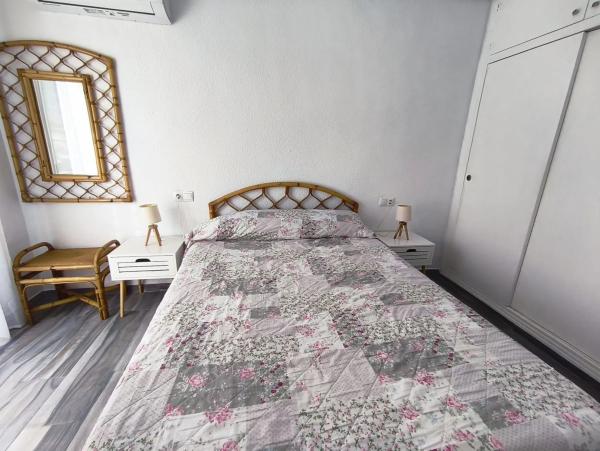 Четырехквартирный дом на продажу на Calle Biar , Санта Пола photo 1