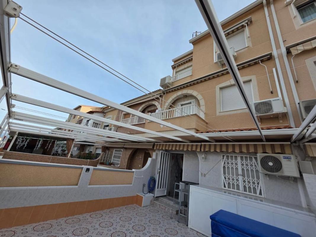 Sale of townhouse in  Tamarit - Playa Lissa , Santa Pola photo 4