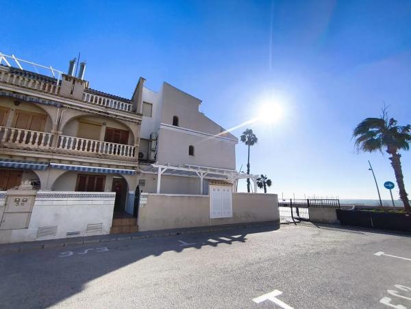 Terraced house for sale at Calle Ensayo General , Santa Pola photo 1