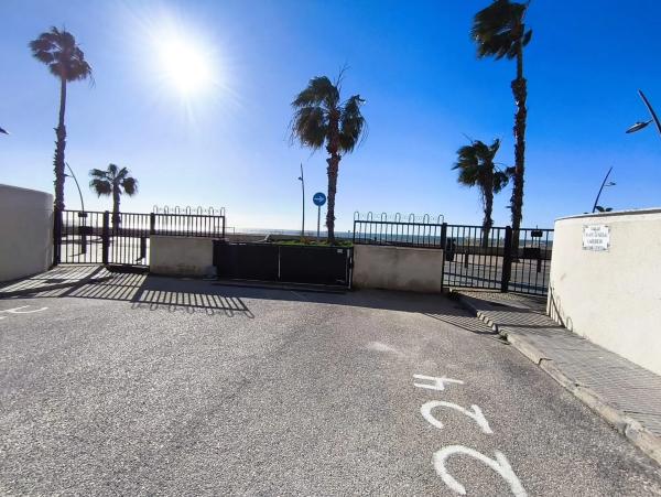 Terraced house for sale at  Calle Ensayo General , Santa Pola photo 4