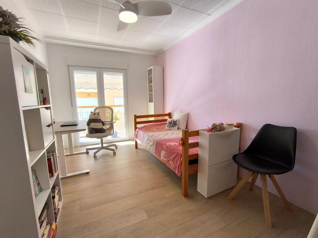 Sale of apartment in Calle Santa Isabel, 14, Santa Pola
 photo 3