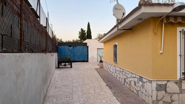 Chalet independiente en venta en Agost, Agost
 photo 3