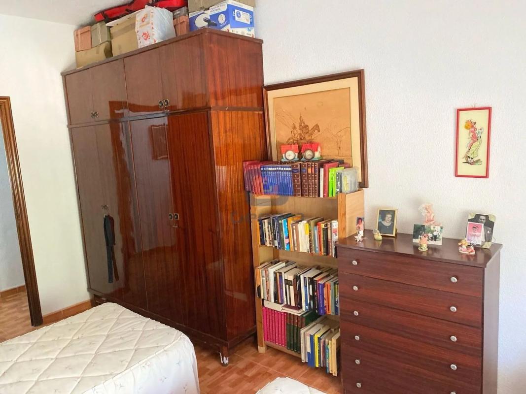 Sale of independent chalet in Calle de la Canyada, August
 photo 3