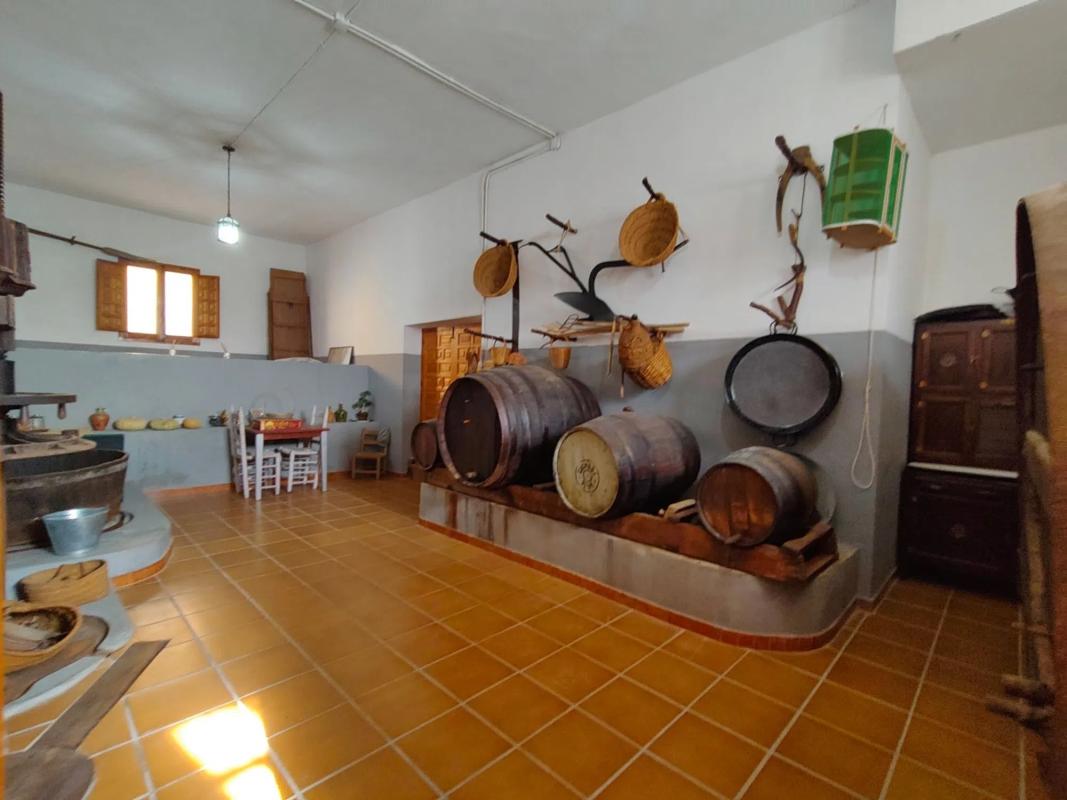 Sale of independent chalet in DS BACAROT, Alicante
photo 4