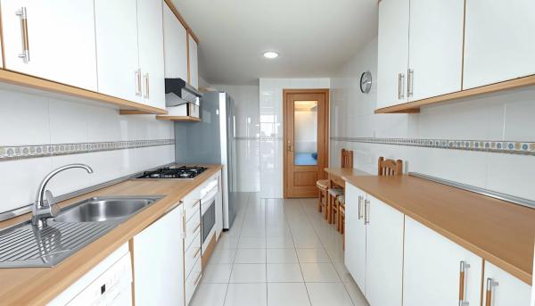 Venta de piso en Barrio La Florida, Alicante / Alacant
thumbnail 2
