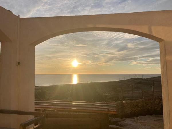 Chalet independiente en venta en Barrio El Palmeral-Urbanova-Tabarca, Alicante / Alacant
thumbnail 2
