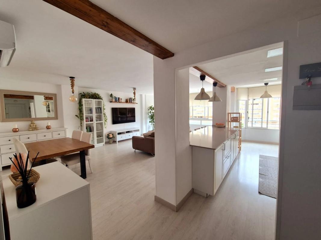 Sale of apartment in Calle Deportista Joaquín Blume, Alicante
photo 1