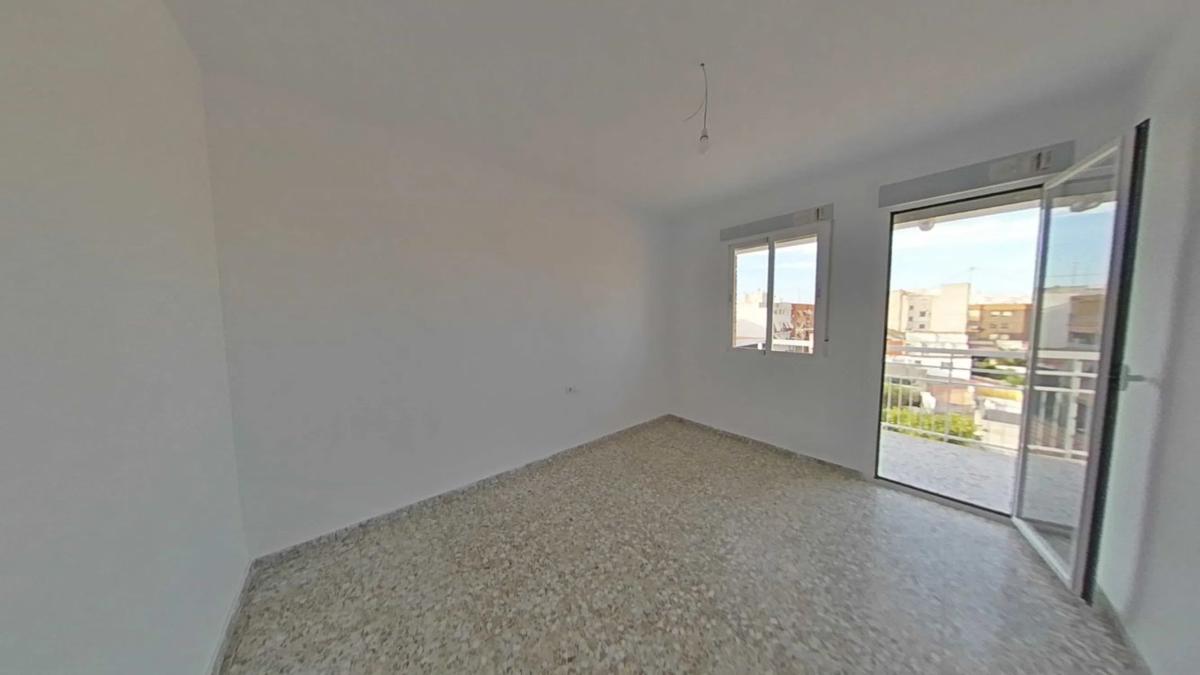 Sale of apartment in Calle Cefeo, Alicante
photo 3