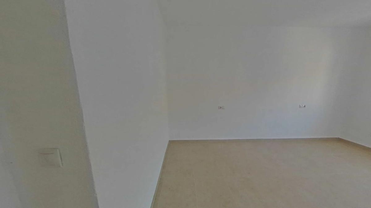 Venta de piso en Calle Profesores Hermanos Muñoz, Alicante / Alacant
photo 4