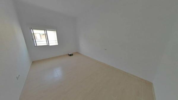 Venta de piso en Calle Profesores Hermanos Muñoz, Alicante / Alacant
thumbnail 2