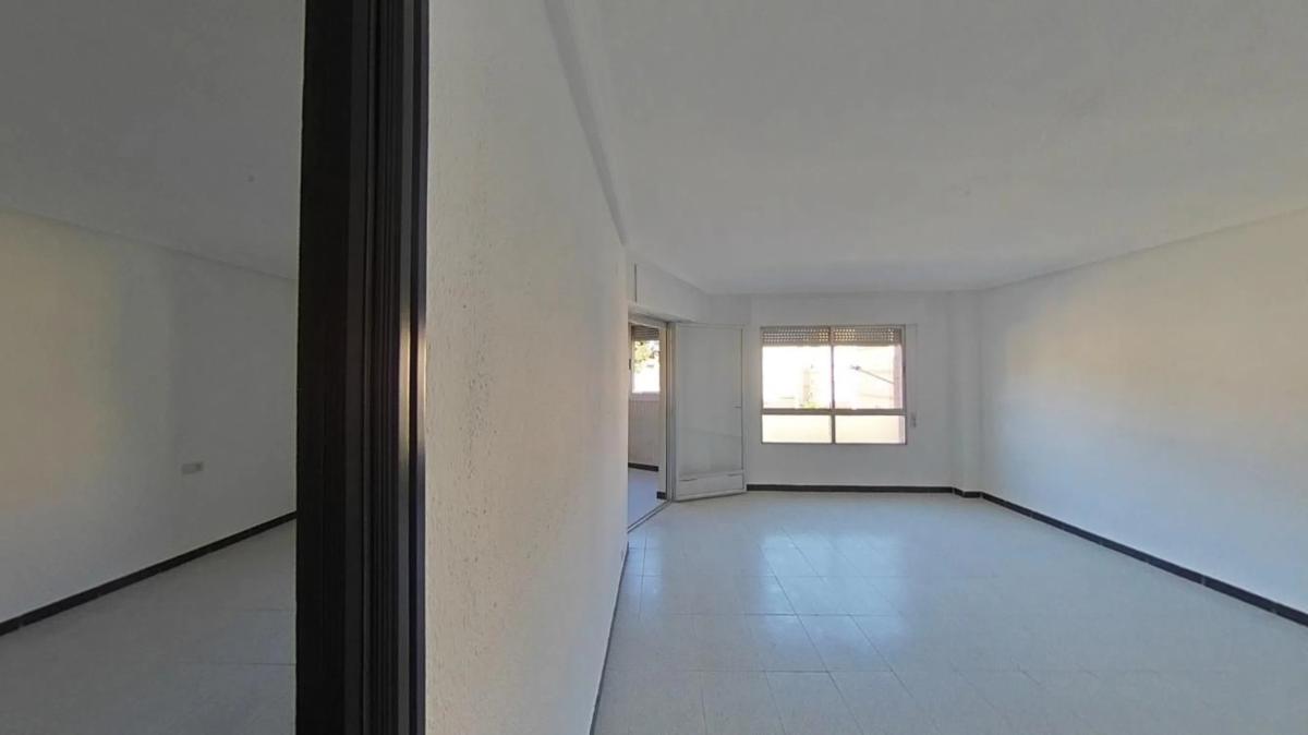 Venta de piso en Calle Porvenir del Obrero, Alicante / Alacant
 photo 3