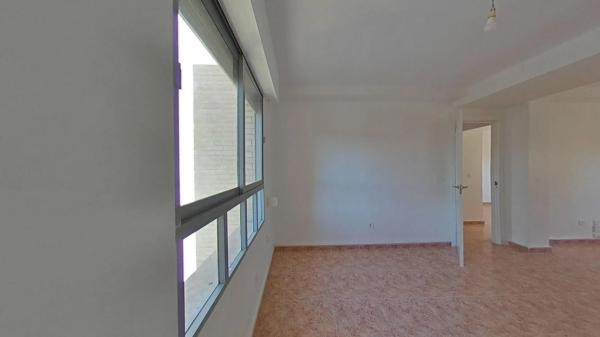 Venta de piso en Avenida de Alcalde Lorenzo Carbonell, Alicante / Alacant
thumbnail 2