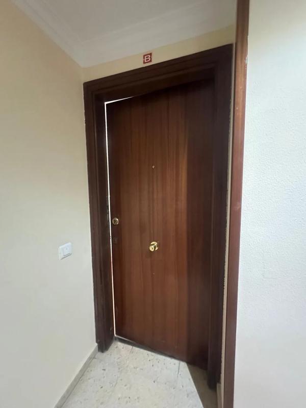 Продажа квартиры на Calle de Peru, 13, Аликанте / Алакант
photo 2