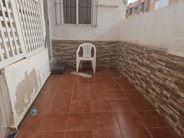 Sale of flat in Barrio Ciudad de Asís, Alicante
 photo 3